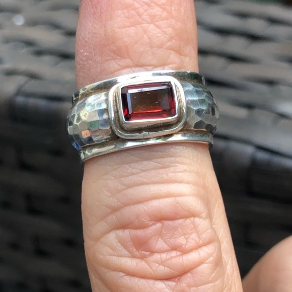 925 Hammered Silver Band with Garnet